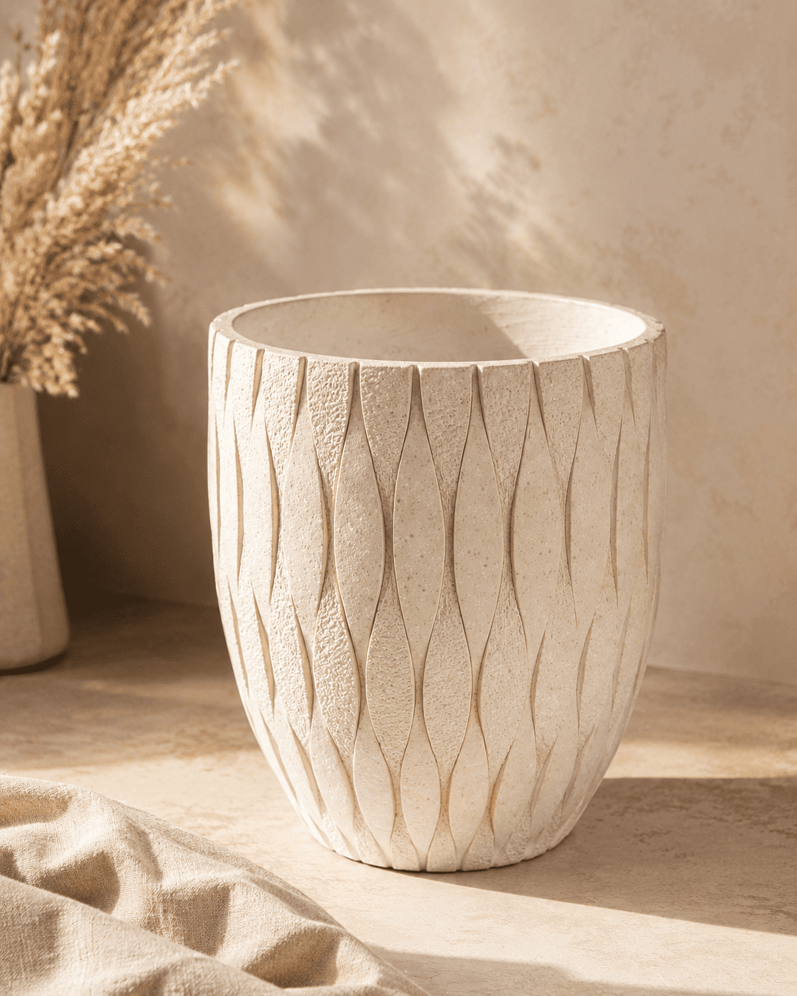 Curvy Clay Planter - Medium